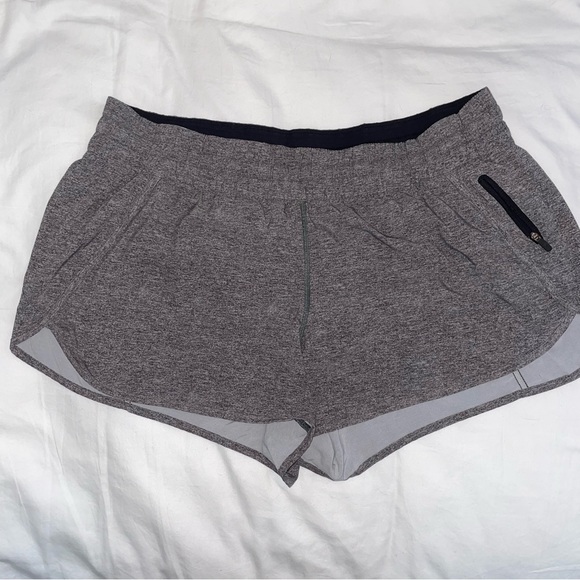Lululemon Tracker Short 4" Low-Rise Lined Short - Heather Lux Multi Black - 16 - Picture 3 of 12